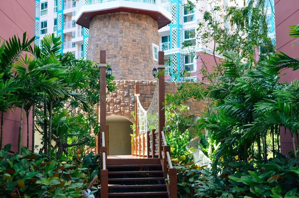 Grand Caribbean Resort Jomtian Паттайя Экстерьер фото